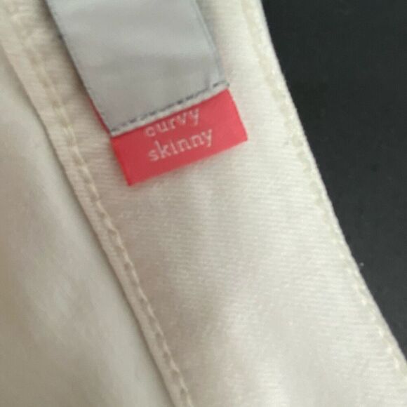 Cabi Zip Curvy Skinny Jean White Womens size 2 Style #5317. Stretch Pockets - Picture 9 of 11